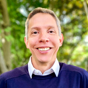 Luis Urrea